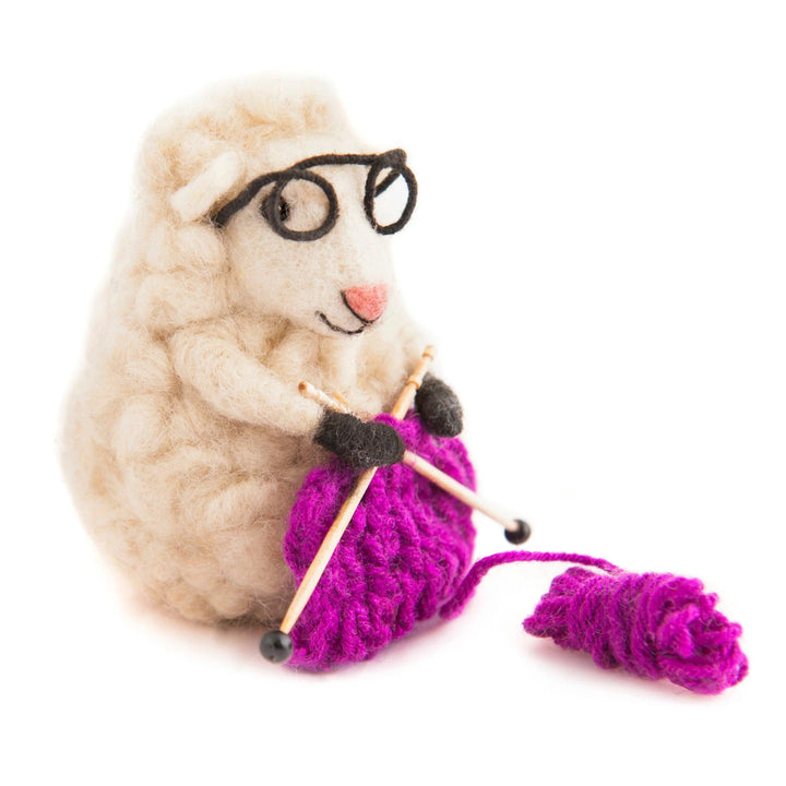 Knitting Nell Sheep from Woolacombe